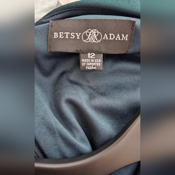 Betsy and Adam Emerald Green formal gown. Size 12 - Picture 4 of 4